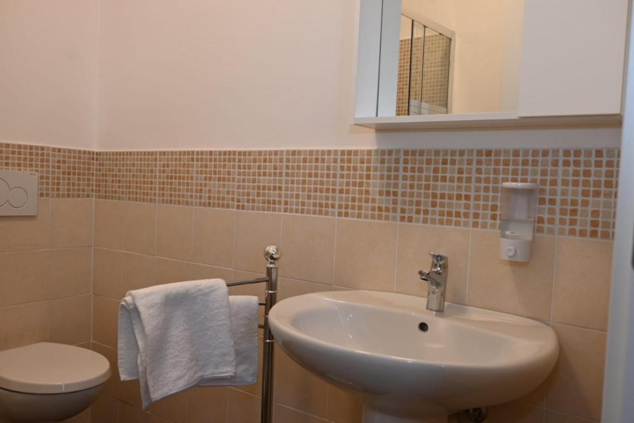 B&B Del Corso Castano Primo Kültér fotó